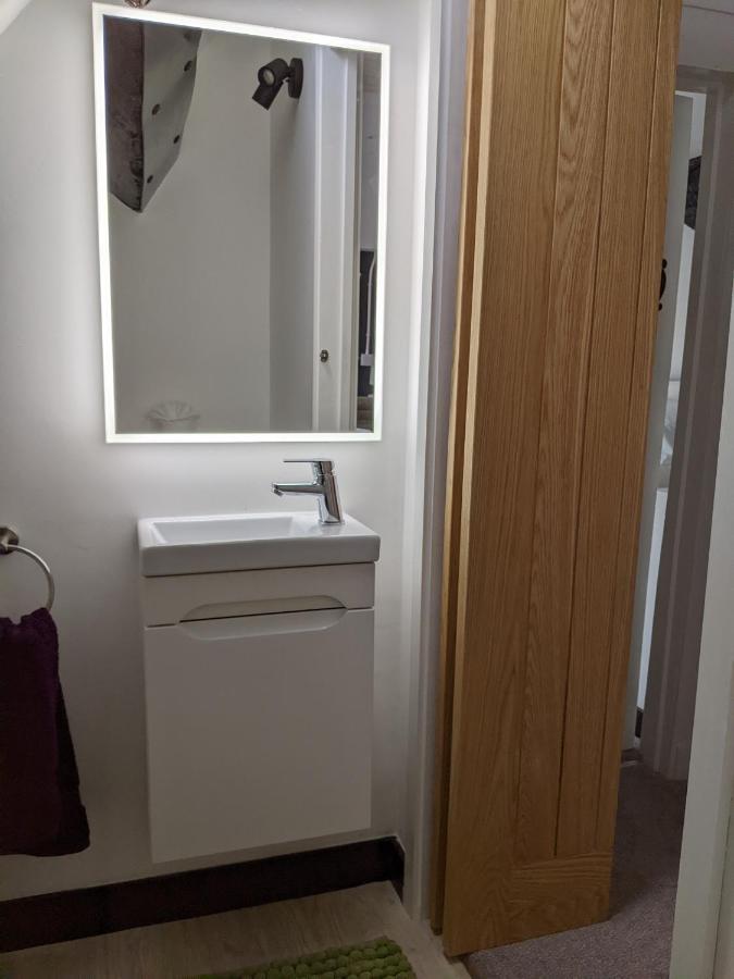 Characterful 2 Bed Cottage, Quiet Village Setting Ashleworth ภายนอก รูปภาพ